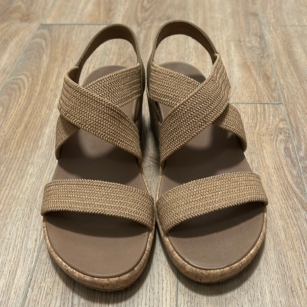 Skechers Arch fit wedge sandals